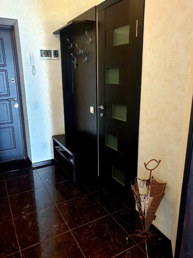 Elena'S Holiday Apartment Камианец-Подилский Екстериор снимка